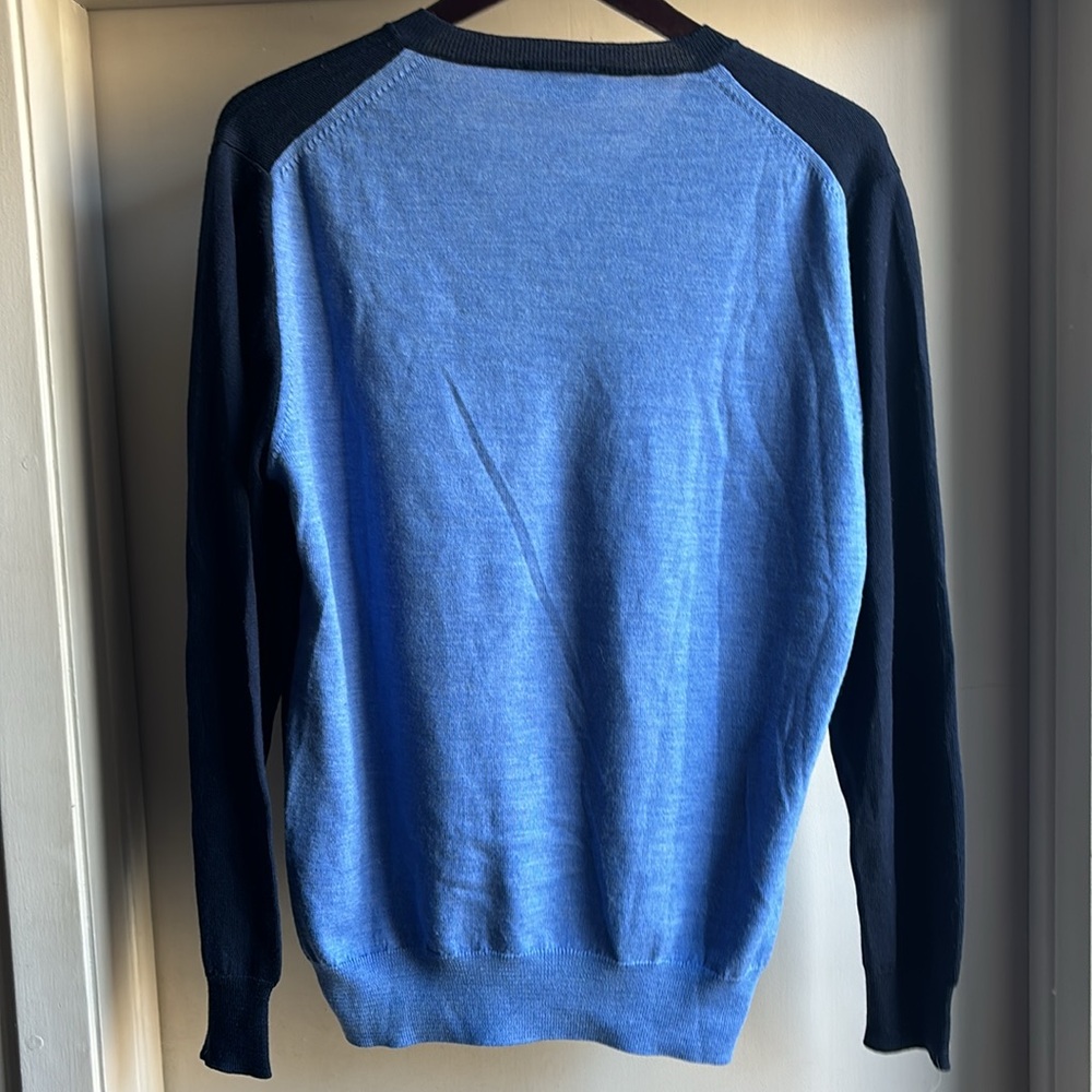 Kitsuné Merino Wool V-neck Sweater - Picture 3 of 5